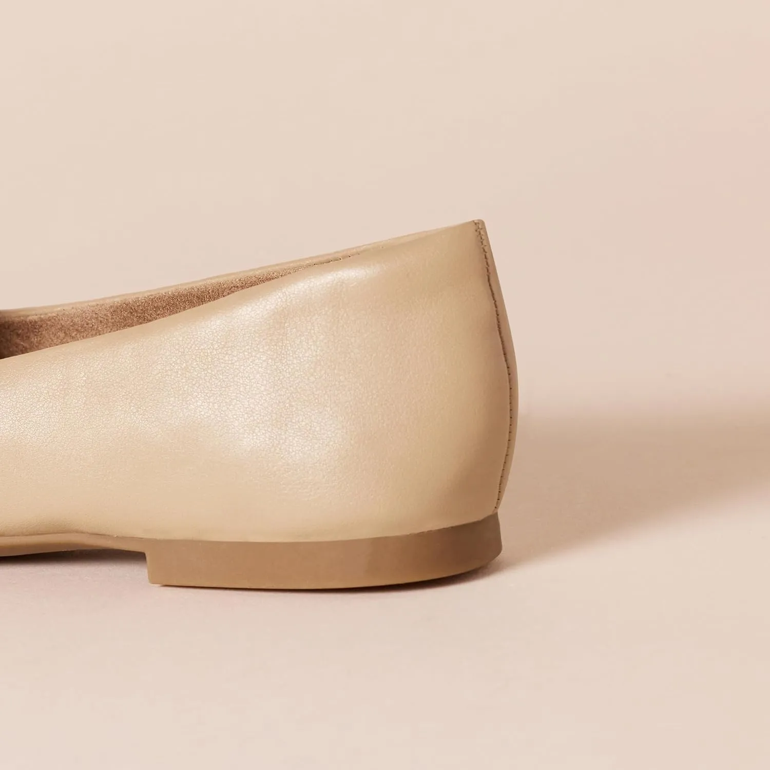 Amazon Essentials Women's Loafer Flat