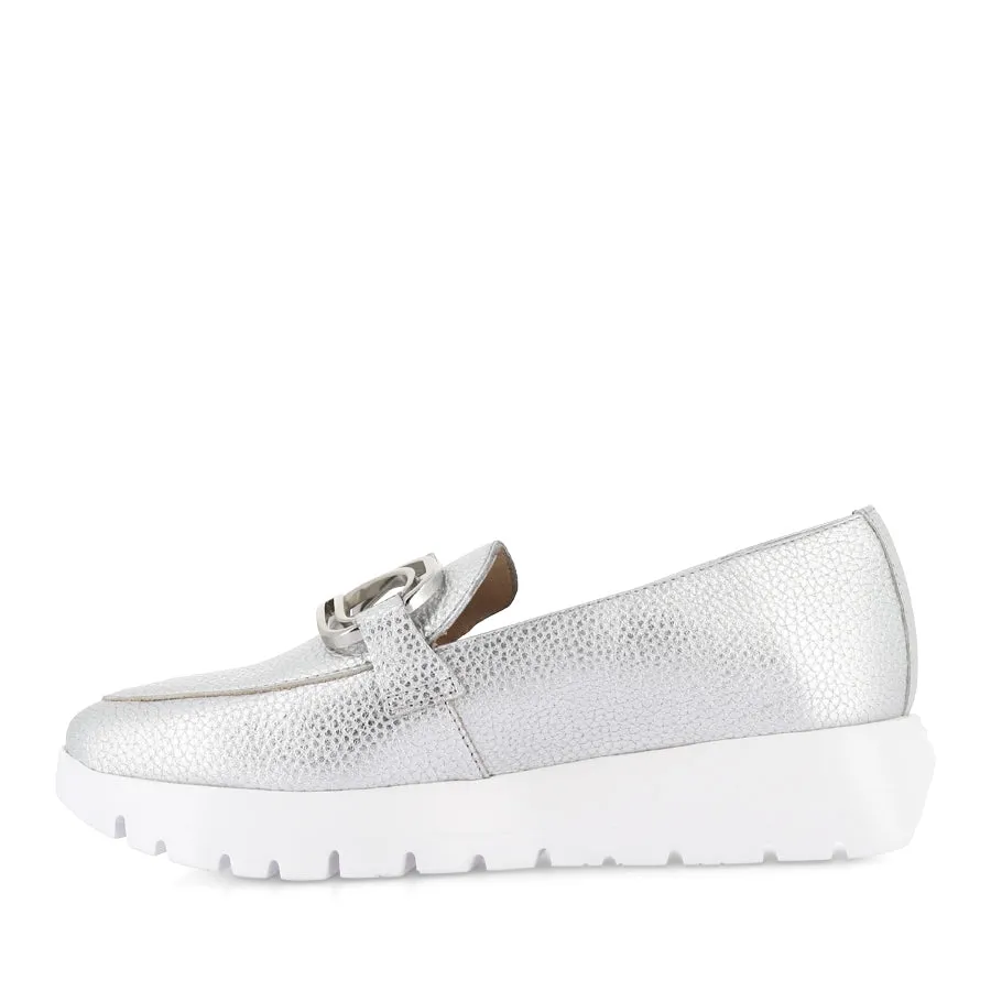 ARIANA A-2462 - SILVER LEATHER