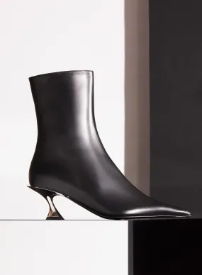 Black leather Fang 55 ankle boots