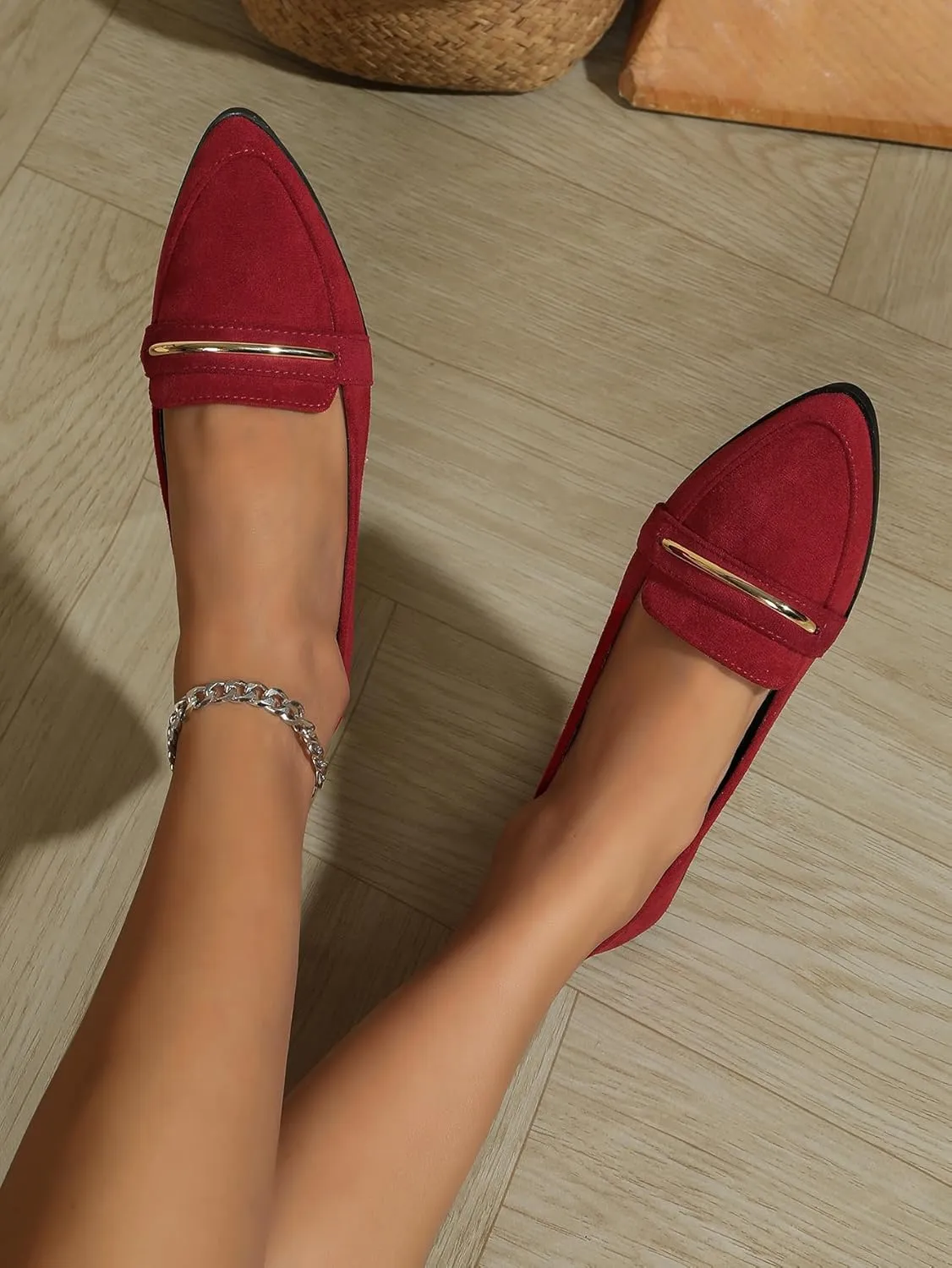 Comfortable Leather Suede Slip On Loafer Flats for Women Casual Work Flat Shoes Women's Pointed Toe Penny Loafers Office Driving Ballet Flats