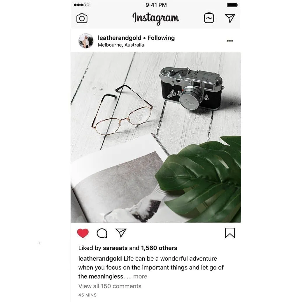 Flat Lay Instagram Backdrop - 'Palm Beach' White Wash Wooden (56cm x 87cm)