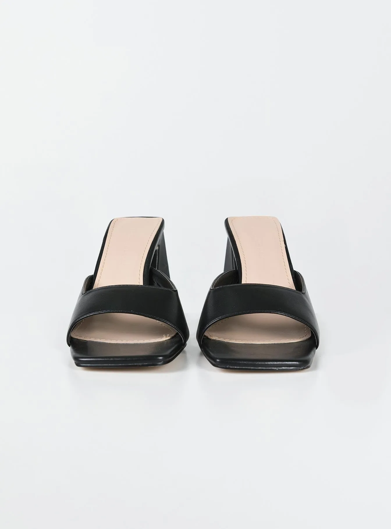 Selva Heels Black