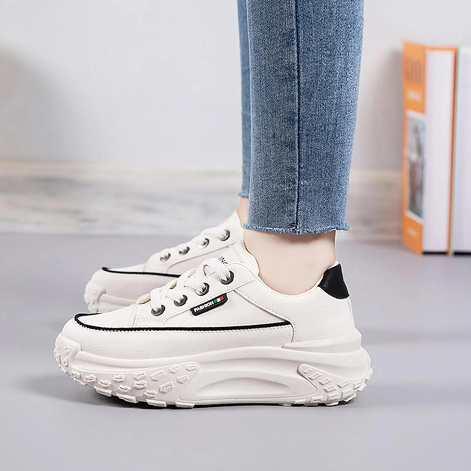 Women's thick sole sneakers, fashionable casual non-slip wear-resistant height increase sneakers, comfortable round toe low-top lightweight sneakers shoes,35,White
